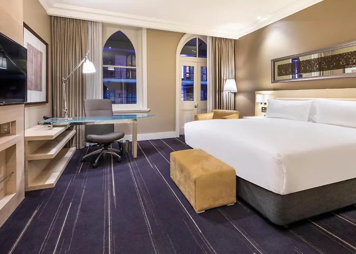 Premium King Room